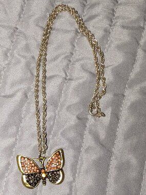 $1 with Bundle ~ Gold Tone Butterfly Pendant Necklace 6410